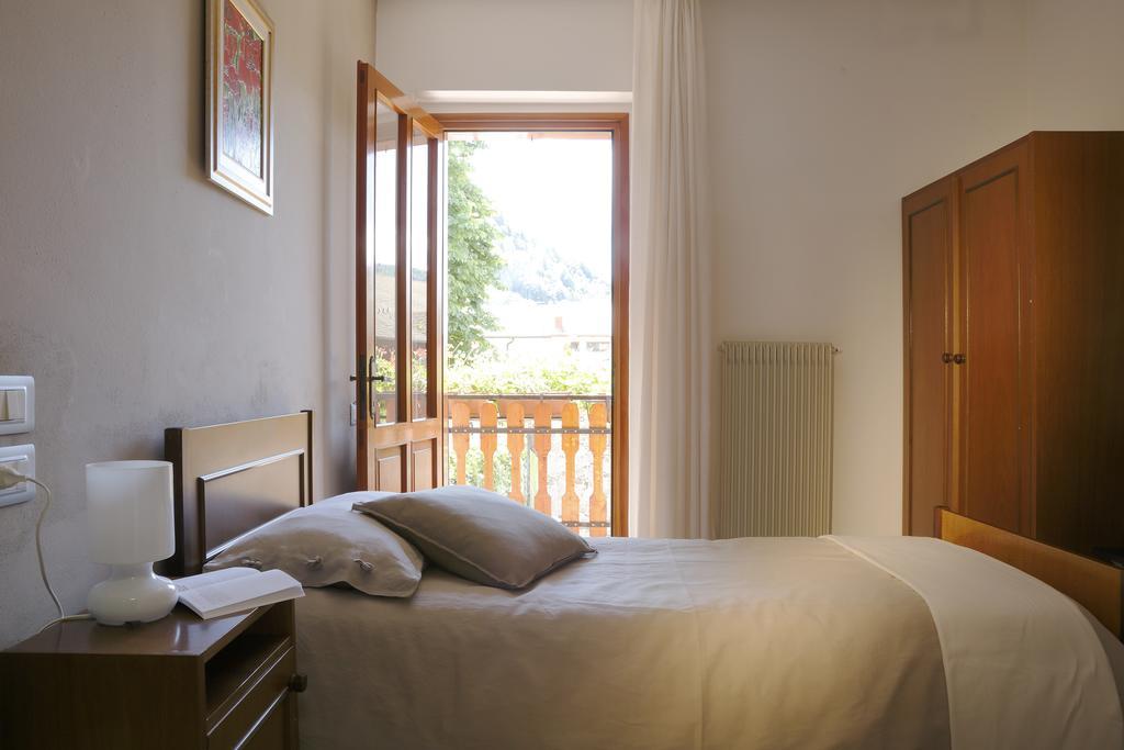 Al Comune Rustico Hotel Арта Терме Стая снимка